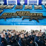 Guarda Municipal de Alhandra durante entrega de armamento para reforço da segurança pública