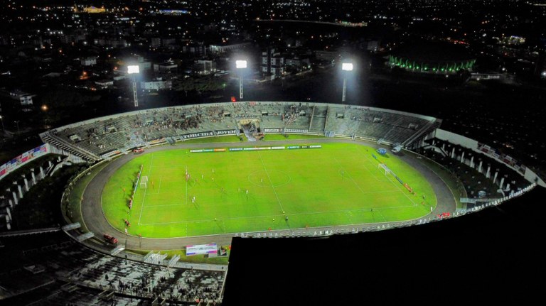 Estádio Almeidão, em João Pessoa, preparado para receber partida entre América-RN e Fortaleza pela Copa do Nordeste.