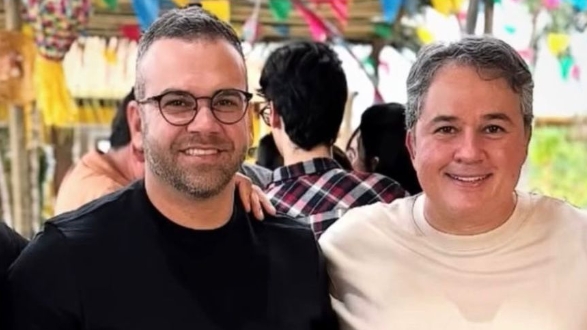 Efraim Filho invade base do prefeito Bá Barros em Pedras de fogo ao garantir apoio do vereador Gel Bulhões