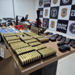 Polícia Civil da Paraíba durante operação contra comércio ilegal de armas que resultou na prisão de oito suspeitos