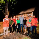 Famílias deixando ginásio após receber auxílio-moradia da Prefeitura de João Pessoa