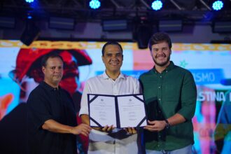 Evento no Quadrilhódromo anuncia investimento do Ministério do Turismo para O Maior São João do Mundo.