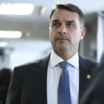 Flávio Bolsonaro durante agenda política nos Estados Unidos em possível reunião com Donald Trump.