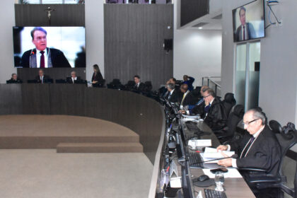 Sessão do Tribunal de Justiça da Paraíba que condenou ex-prefeito de Belém do Brejo do Cruz por pagamentos irregulares.