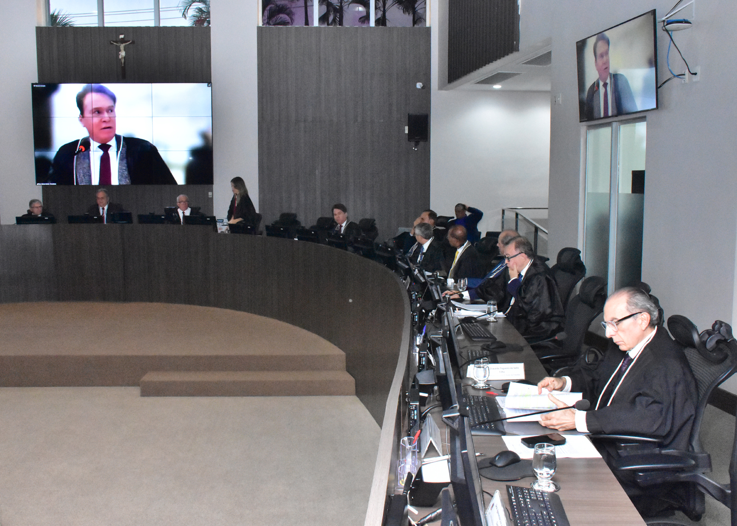 Sessão do Tribunal de Justiça da Paraíba que condenou ex-prefeito de Belém do Brejo do Cruz por pagamentos irregulares.