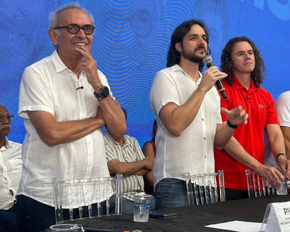 Veneziano Vital do Rêgo participa de articulação política com aliados em Brasília para discutir cenário da disputa ao Senado na Paraíba.