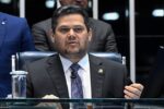 Davi Alcolumbre discursa no Plenário do Senado Federal durante sessão legislativa.