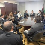 Assinatura de memorando entre MPPB, Polícia Civil e OAB-PB para regulamentar procedimentos em investigações envolvendo escritórios de advocacia.