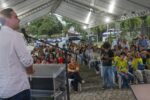 Governador Lucas Ribeiro apresenta projeto do Parque Sensorial da Granja Santana durante encontro com famílias atípicas, em João Pessoa.