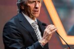 Jorge Jesus durante entrevista coletiva ao comentar sua passagem pelo Al-Hilal e a relação com Neymar.