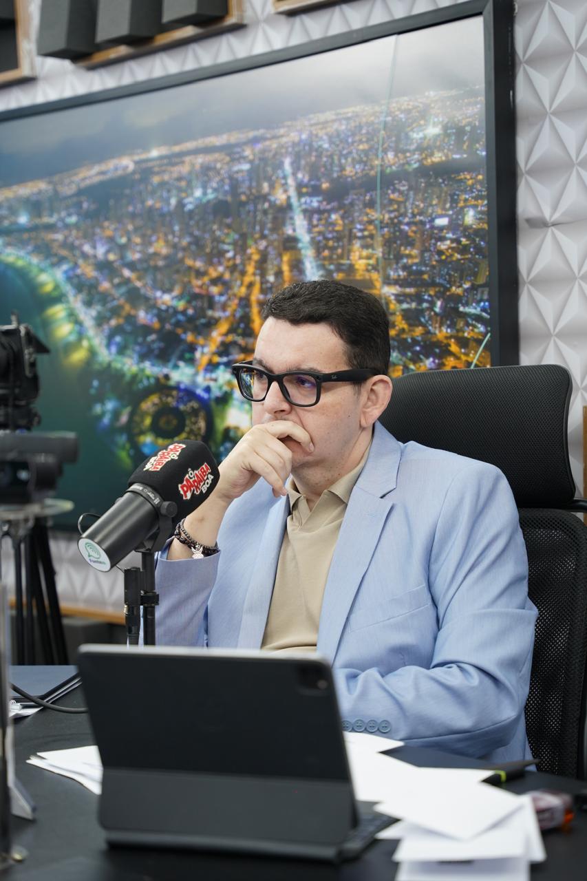 Fabiano Gomes durante o programa Ô Paraíba Boa, no qual fez denúncias envolvendo um secretário da Prefeitura de João Pessoa.