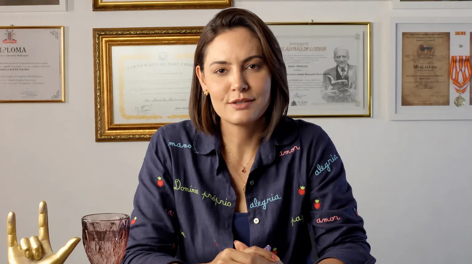 Michelle Bolsonaro durante evento público; ex-primeira-dama lançou o projeto digital "Imparáveis" para ampliar sua atuação nas redes sociais.