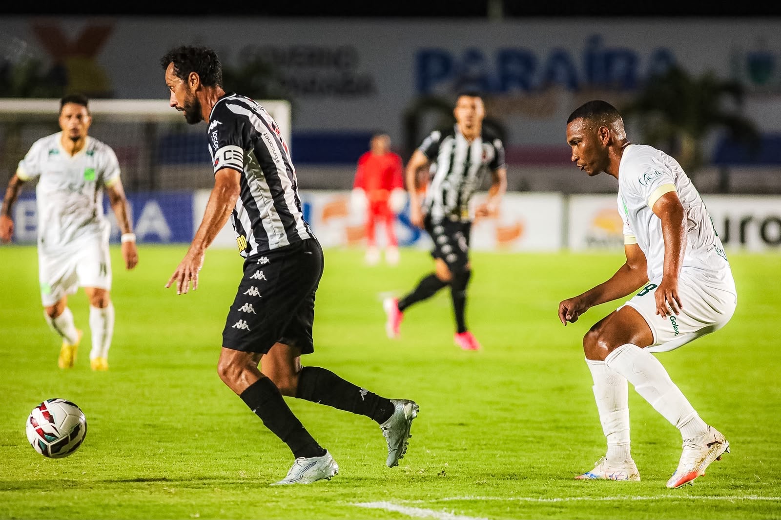 Botafogo-PB enfrenta o Floresta no Estádio Almeidão pela Série C