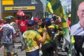 Apoiadores de Lula e Flávio Bolsonaro entram em confronto em Mangabeira, João Pessoa.