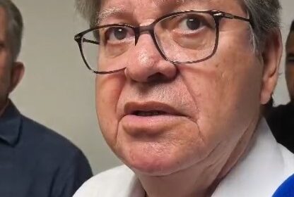 João Azevêdo durante entrevista sobre a eleição de 2026 na Paraíba