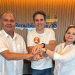 Manoel Ludgério, Ivonete Ludgério e Nabor Wanderley durante articulação política para as eleições de 2026