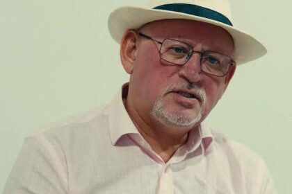 extremamente flopados definiu marcos henriques sobre atos da direita no dia 07 de setembro
