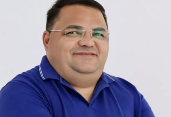 Vereador Roberto Cândido durante sessão da Câmara de Junco do Seridó