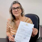 Sílvia Cunha Lima, prefeita de Areia, durante atividade pública