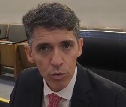 Deputado estadual Tovar Correia Lima durante entrevista sobre as eleições na Paraíba