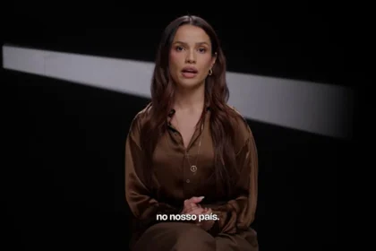 Juliette Freire apresenta vídeo sobre Nossa Senhora Aparecida e intolerância religiosa.