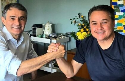 Romero Rodrigues anuncia apoio a Flávio Bolsonaro no segundo turno