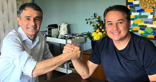 Romero Rodrigues anuncia apoio a Flávio Bolsonaro no segundo turno