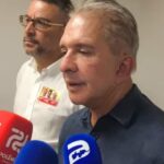 Nabor Wanderley durante entrevista sobre a reta final da campanha ao Senado na Paraíba.