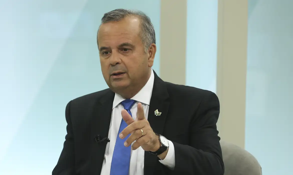 Rogério Marinho comenta carta de Flávio Bolsonaro e reconhece ausência de provas para acusação de fraude eleitoral.